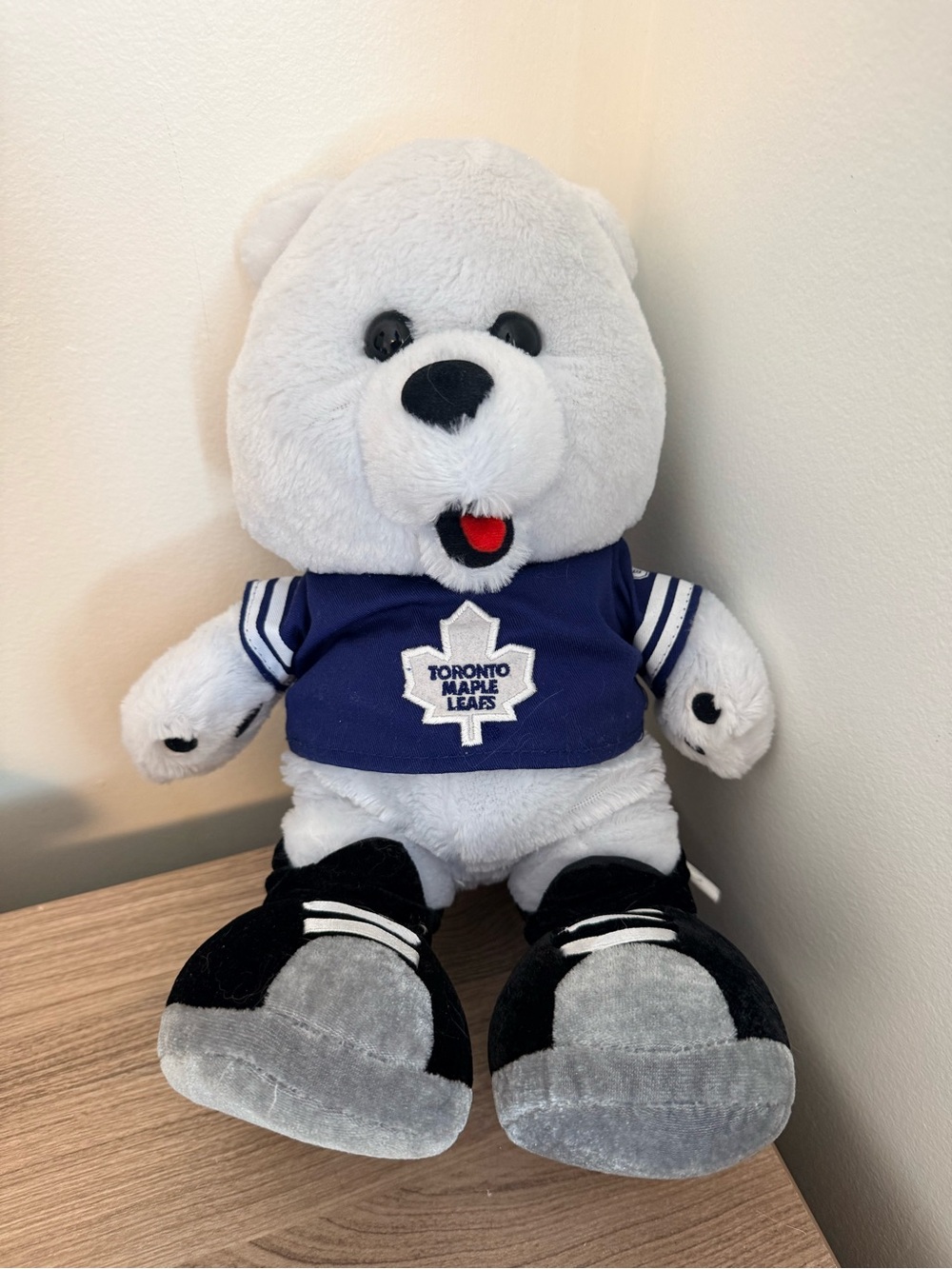 TORONTO MAPLE LEAFS Vintage Ganz Carlton Bear Plush